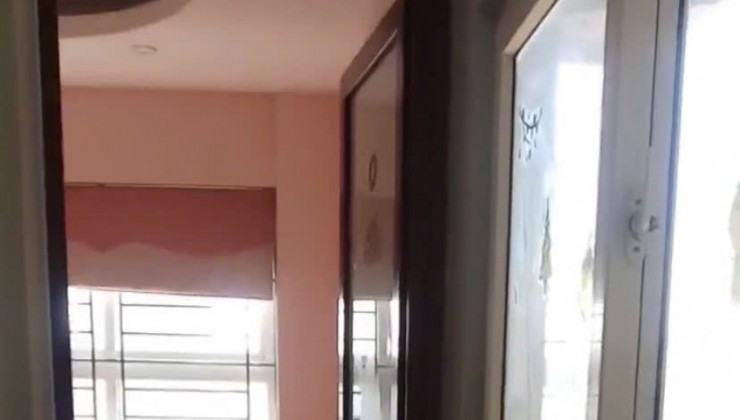 Cho thuê nhà ngõ 38 Đường Nguyễn Hoàng Tôn, Phường Xuân La, Quận Tây Hồ, Hà Nội